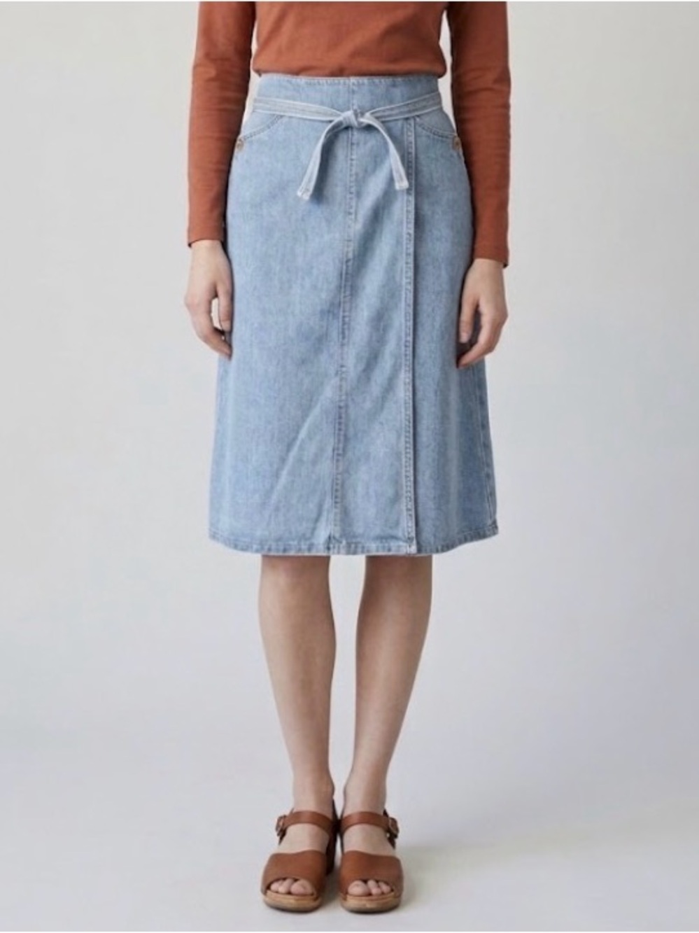 Vintage SEASONS Light Wash Denim A-Line Wrap Skirt Size 8 - 26”- 30” Waist